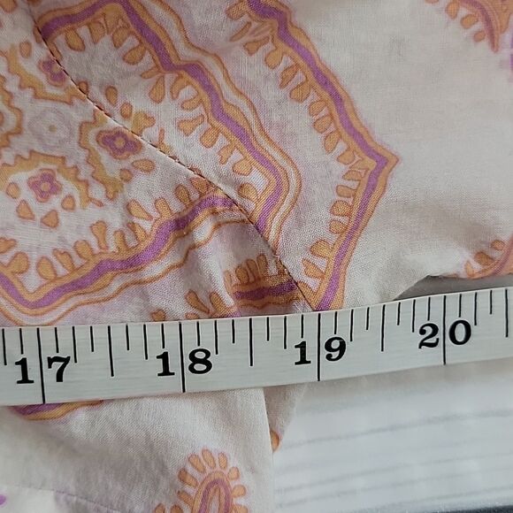 J. Crew button-down shirt in abstract print pinks and creme Women's Size S - Picture 10 of 11